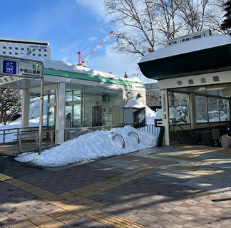 最寄りは一番出口となります。